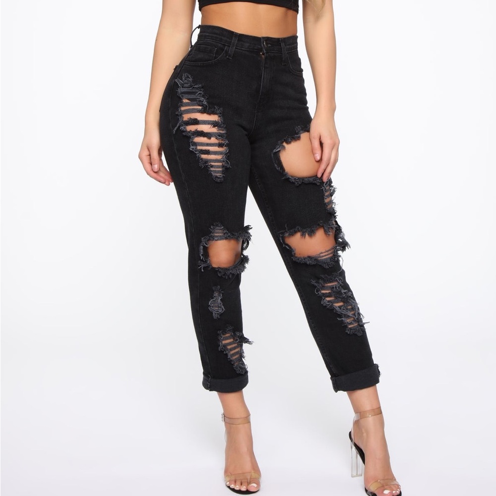 Women's Black Distressed Jeans